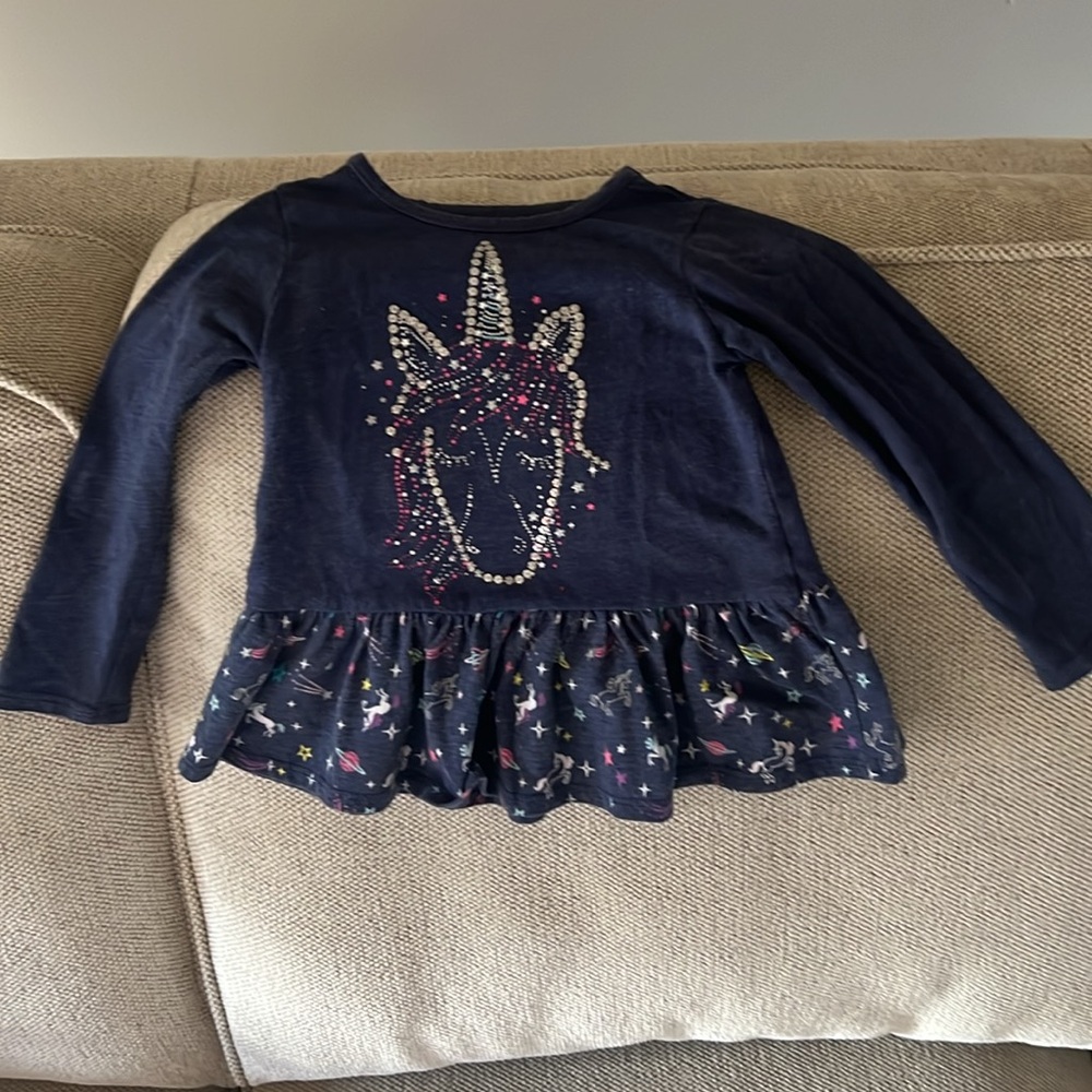 Garanimals long sleeve top size 2T